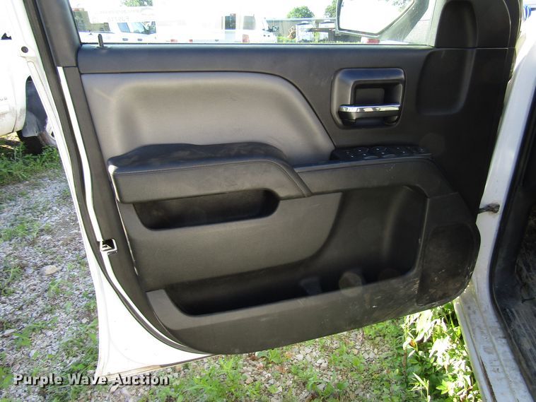 image for item FJ9718 2014 Chevrolet Silverado 1500 Double Cab pickup truck