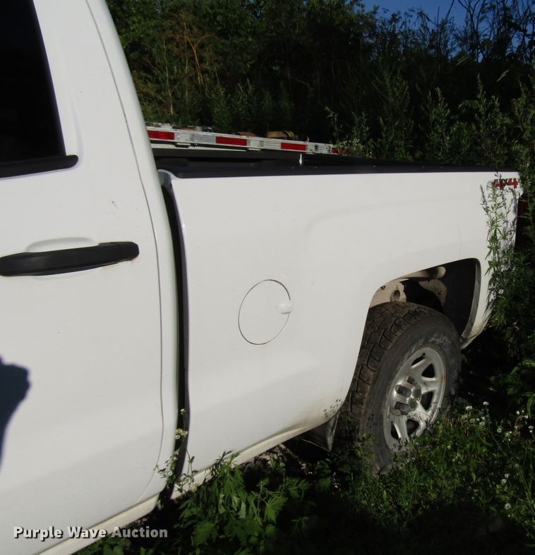 image for item FJ9718 2014 Chevrolet Silverado 1500 Double Cab pickup truck