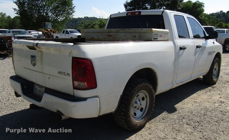 image for item FJ9719 2013 Dodge Ram 1500 Quad Cab pickup truck