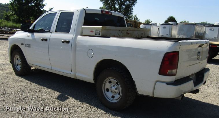 image for item FJ9719 2013 Dodge Ram 1500 Quad Cab pickup truck