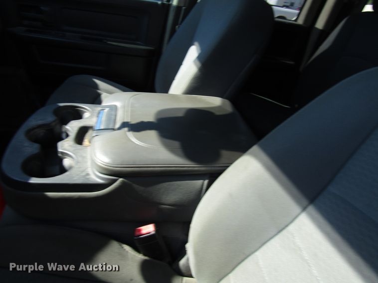 image for item FJ9719 2013 Dodge Ram 1500 Quad Cab pickup truck