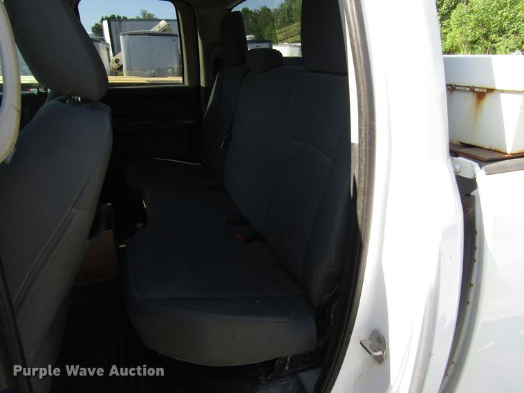 image for item FJ9719 2013 Dodge Ram 1500 Quad Cab pickup truck