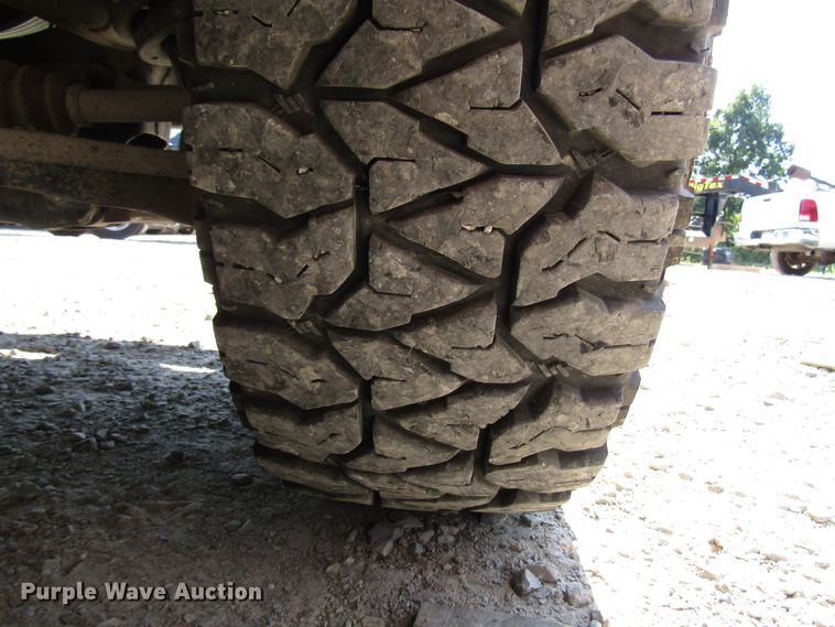 image for item FJ9719 2013 Dodge Ram 1500 Quad Cab pickup truck