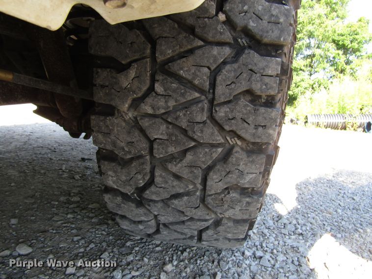 image for item FJ9719 2013 Dodge Ram 1500 Quad Cab pickup truck