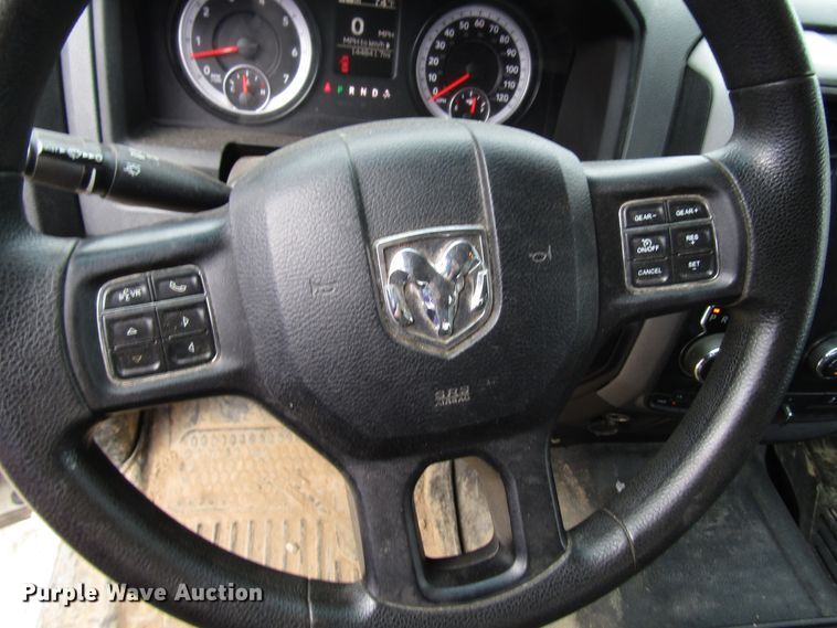 image for item FJ9732 2015 Dodge Ram 1500 Crew Cab pickup truck