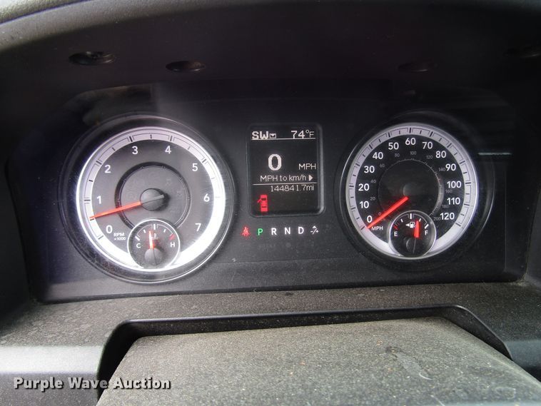 image for item FJ9732 2015 Dodge Ram 1500 Crew Cab pickup truck