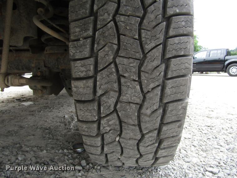 image for item FJ9732 2015 Dodge Ram 1500 Crew Cab pickup truck