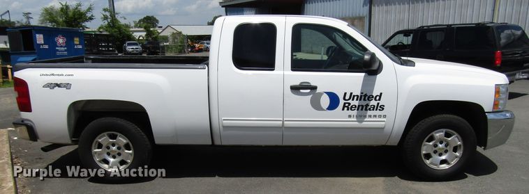 image for item FJ9742 2013 Chevrolet Silverado 1500 Ext. Cab pickup truck