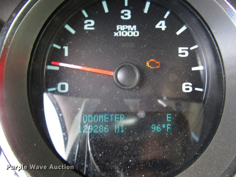 image for item FJ9742 2013 Chevrolet Silverado 1500 Ext. Cab pickup truck