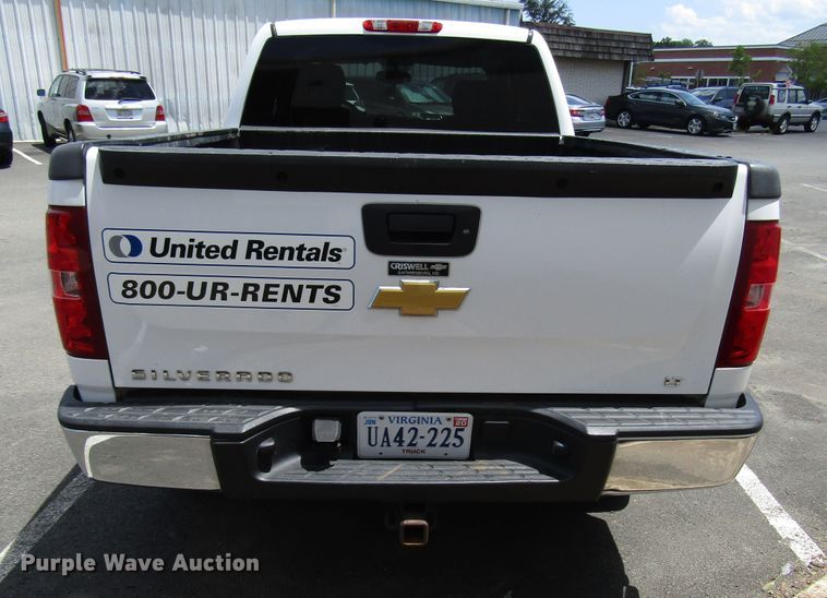 image for item FJ9742 2013 Chevrolet Silverado 1500 Ext. Cab pickup truck