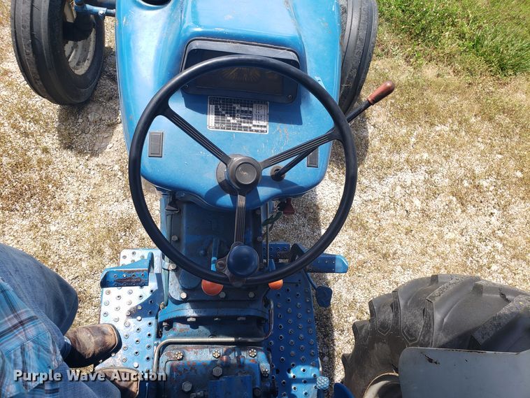 image for item FL9036 Ford 5610 tractor