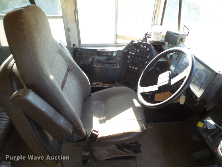 image for item FL9271 1997 GMC Blue Bird school bus