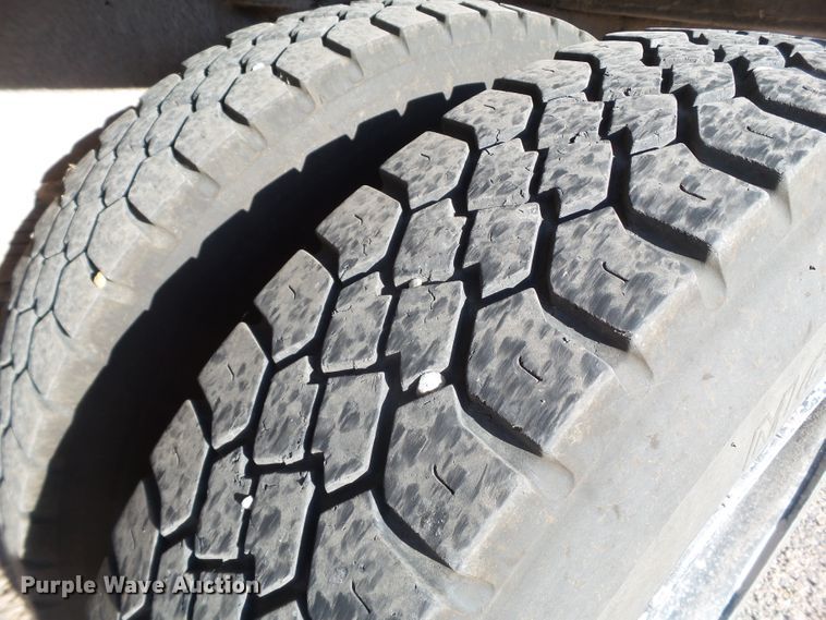 image for item FL9271 1997 GMC Blue Bird school bus