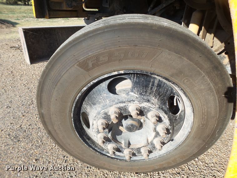 image for item FL9271 1997 GMC Blue Bird school bus