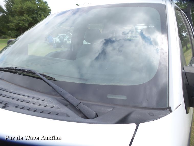 image for item FL9312 2011 Ford F150 SuperCrew flatbed pickup truck