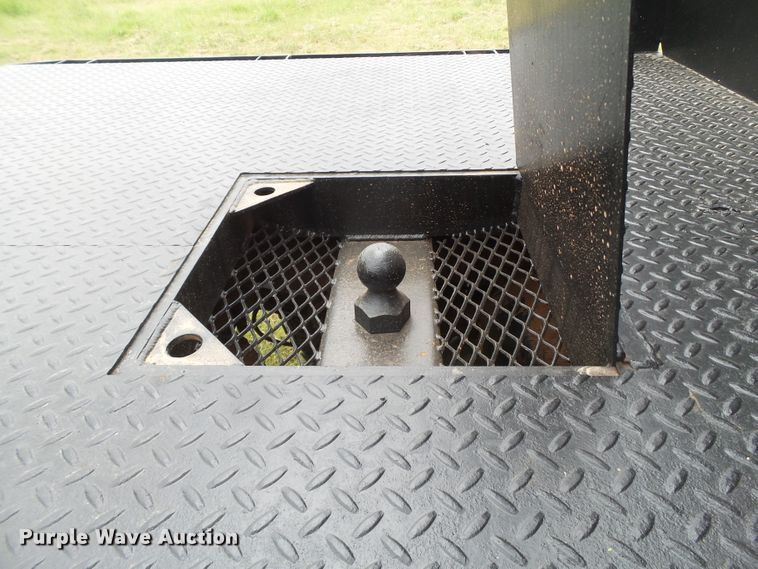 image for item FL9312 2011 Ford F150 SuperCrew flatbed pickup truck