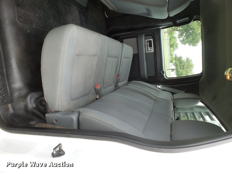 image for item FL9312 2011 Ford F150 SuperCrew flatbed pickup truck