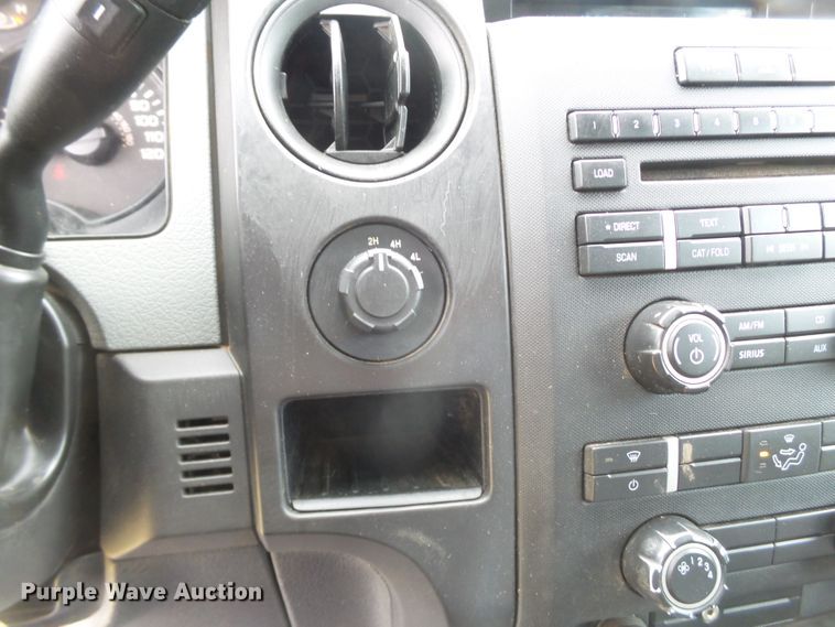 image for item FL9312 2011 Ford F150 SuperCrew flatbed pickup truck