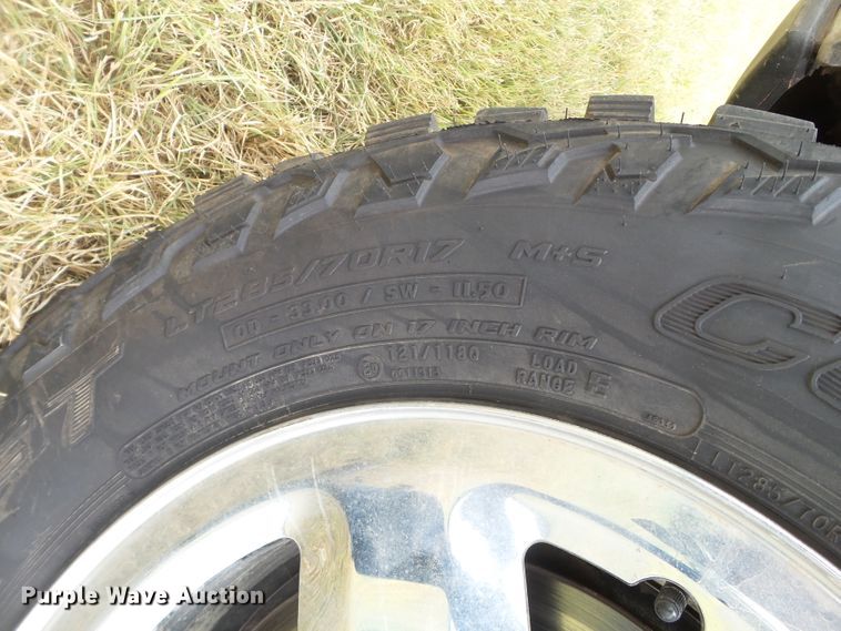 image for item FL9312 2011 Ford F150 SuperCrew flatbed pickup truck