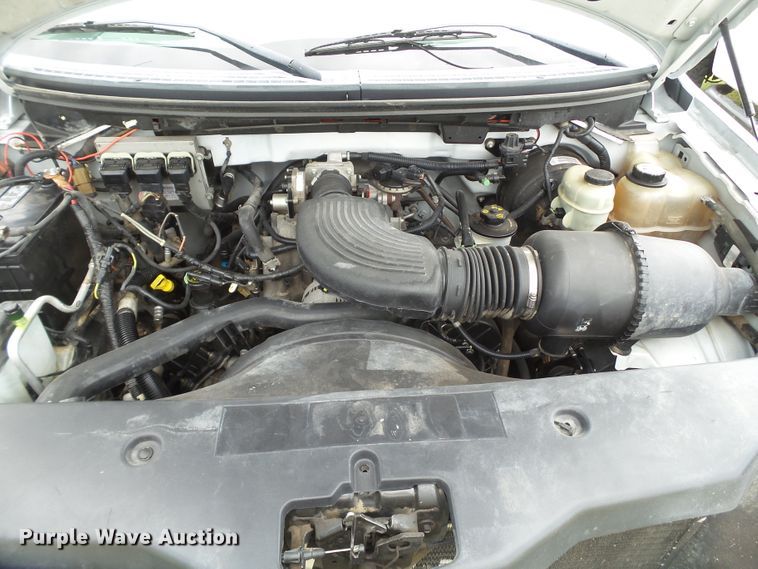 image for item FL9313 2006 Ford F150 utility bed pickup truck