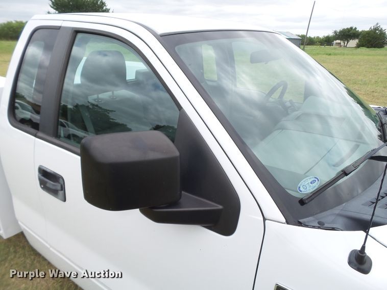 image for item FL9314 2007 Ford F150 utility bed pickup truck