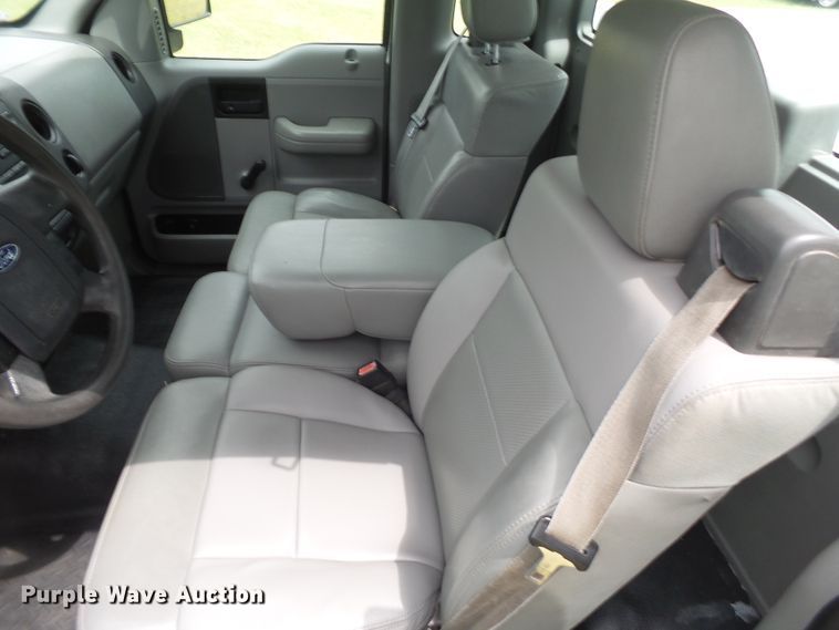 image for item FL9314 2007 Ford F150 utility bed pickup truck