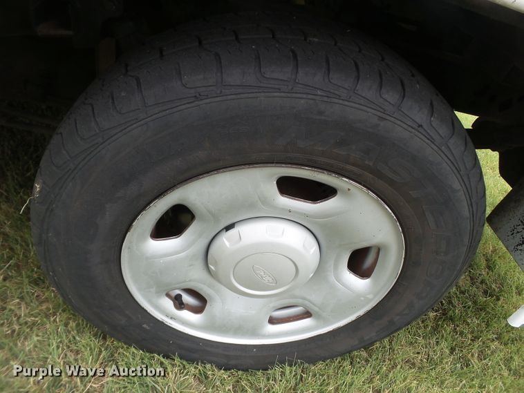 image for item FL9314 2007 Ford F150 utility bed pickup truck