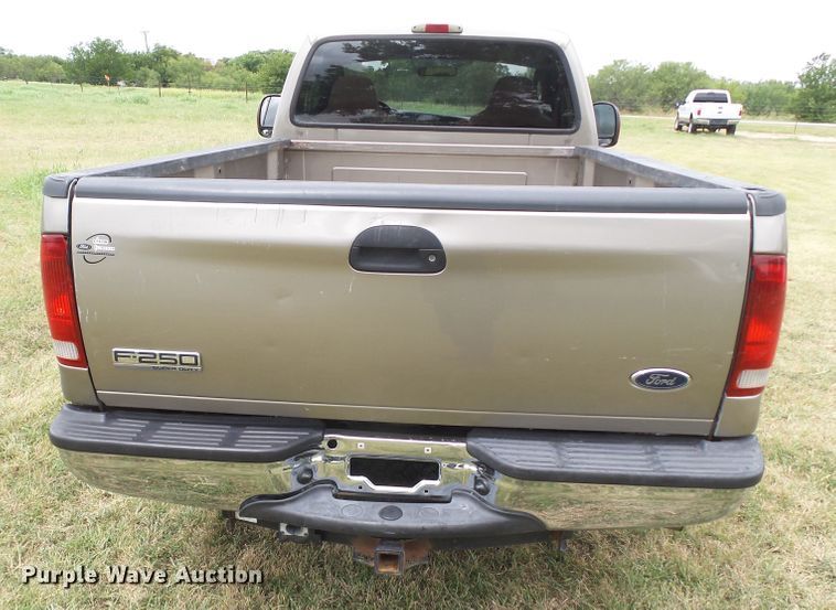 image for item FL9317 2006 Ford F250 Super Duty pickup truck