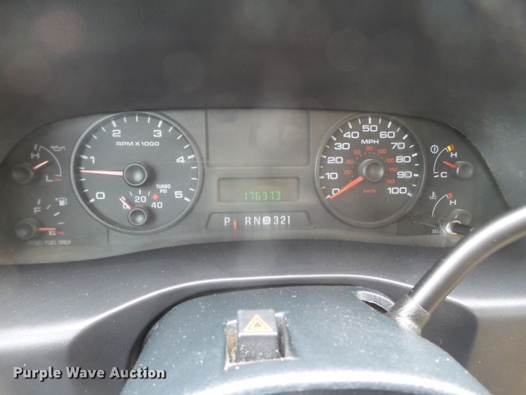 image for item FL9317 2006 Ford F250 Super Duty pickup truck