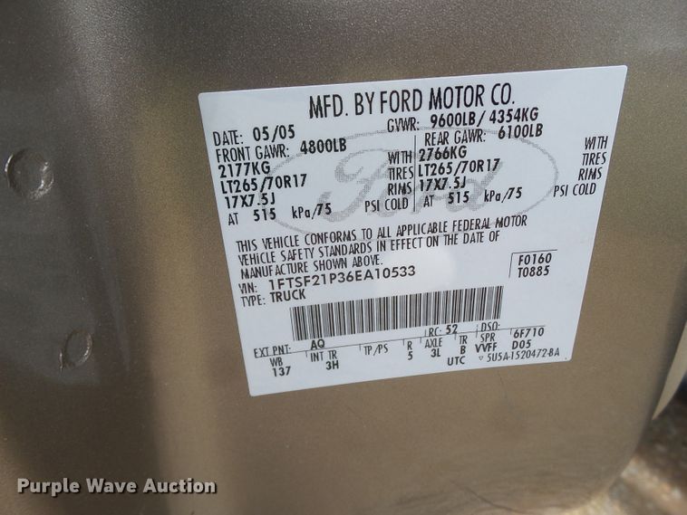 image for item FL9317 2006 Ford F250 Super Duty pickup truck