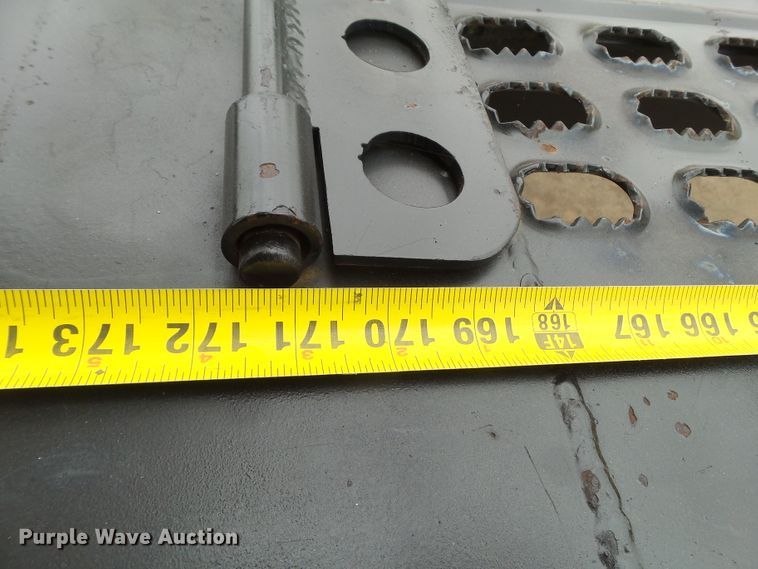 image for item FL9318 2005 Freightliner Business Class M2 car hauler truck