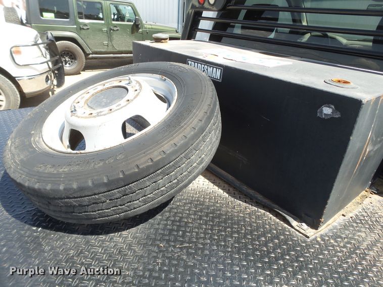image for item FL9326 2012 Dodge Ram 5500 flatbed truck