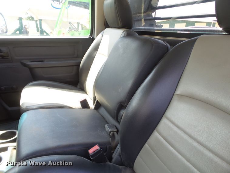 image for item FL9326 2012 Dodge Ram 5500 flatbed truck