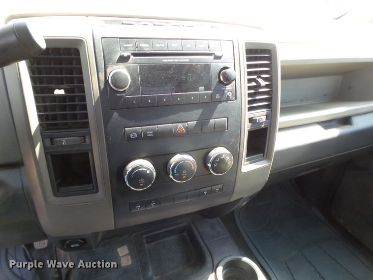 image for item FL9326 2012 Dodge Ram 5500 flatbed truck