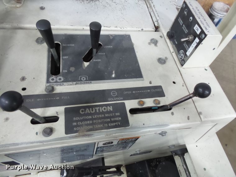 image for item FM9646 Tennant 550 floor scrubber