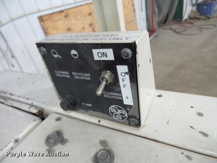 image for item FM9646 Tennant 550 floor scrubber