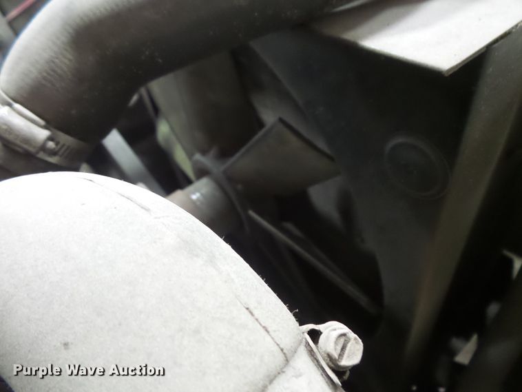 image for item FM9646 Tennant 550 floor scrubber