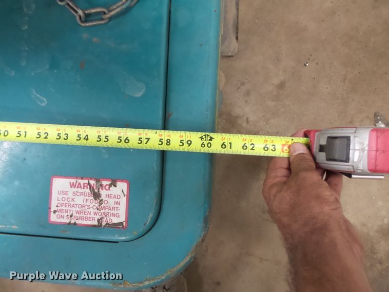 image for item FM9646 Tennant 550 floor scrubber