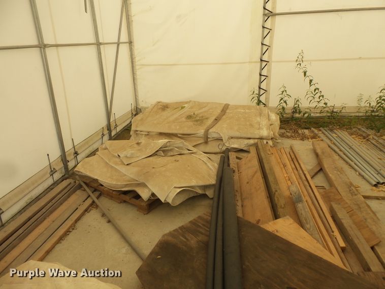 image for item FM9652 Hoop building