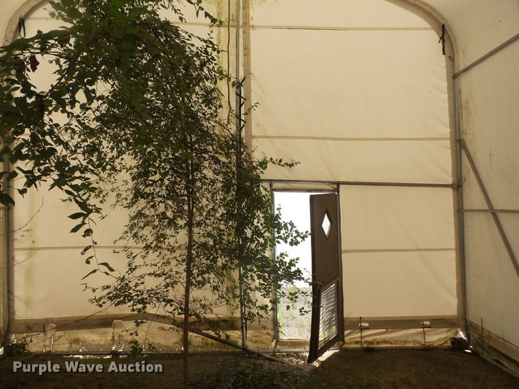 image for item FM9653 Hoop building