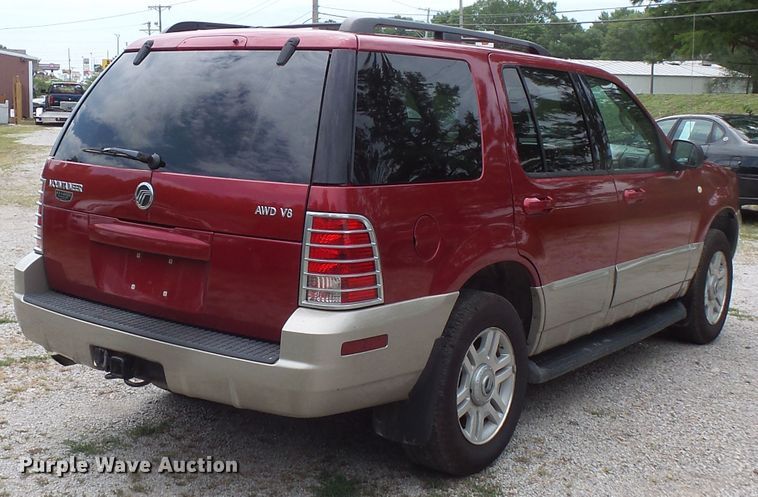 image for item FM9655 2004 Mercury Mountaineer SUV