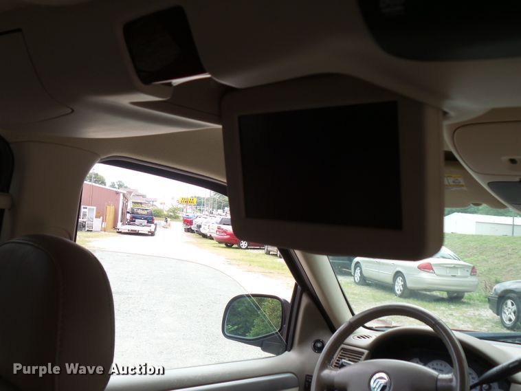 image for item FM9655 2004 Mercury Mountaineer SUV