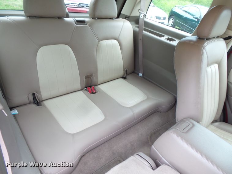 image for item FM9655 2004 Mercury Mountaineer SUV