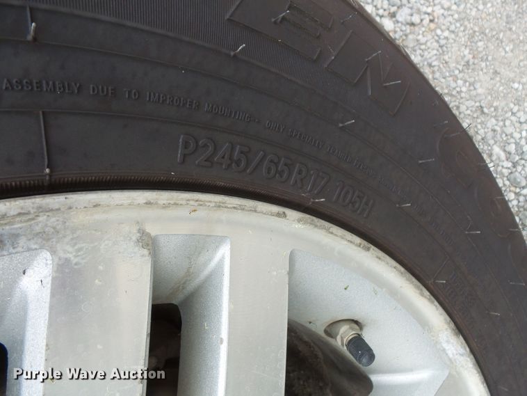 image for item FM9655 2004 Mercury Mountaineer SUV