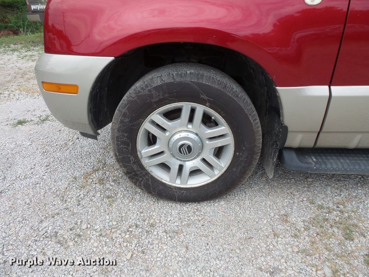 image for item FM9655 2004 Mercury Mountaineer SUV