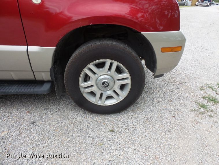 image for item FM9655 2004 Mercury Mountaineer SUV