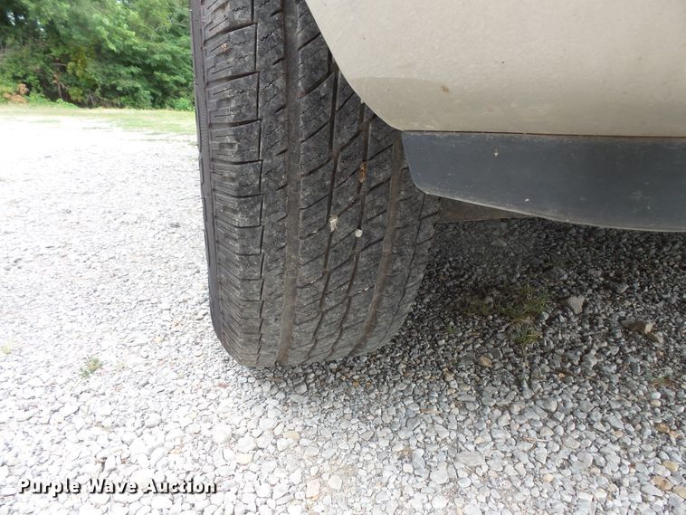 image for item FM9655 2004 Mercury Mountaineer SUV