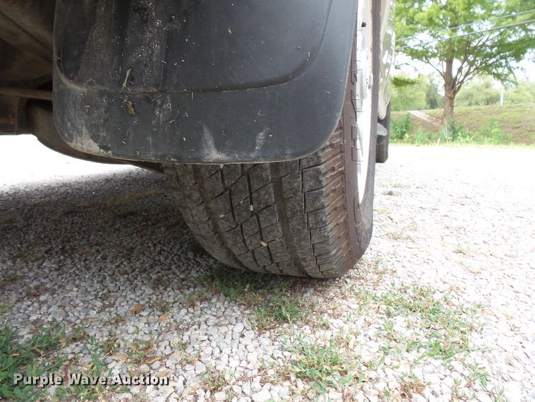 image for item FM9655 2004 Mercury Mountaineer SUV