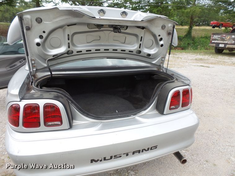 image for item FM9658 1998 Ford Mustang