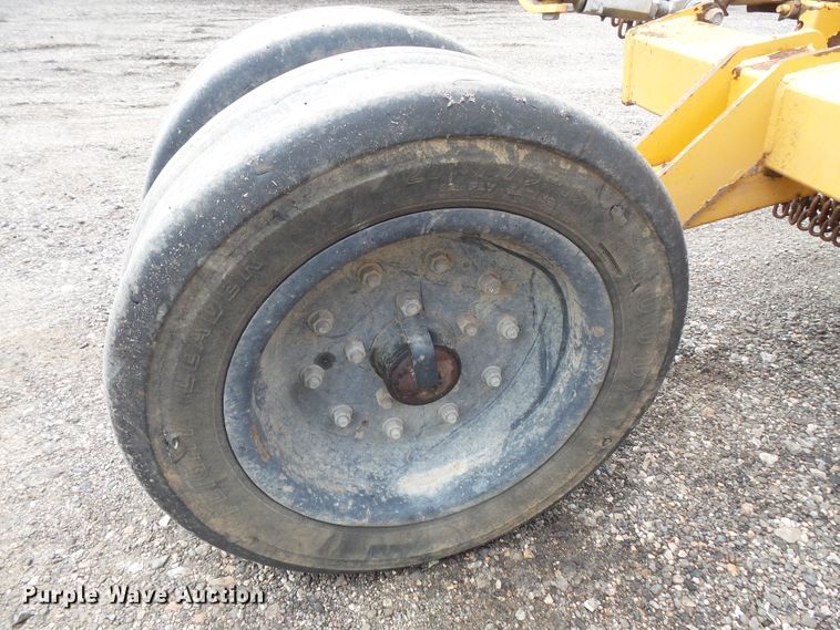 image for item FM9673 Alamo FLN15 batwing rotary mower